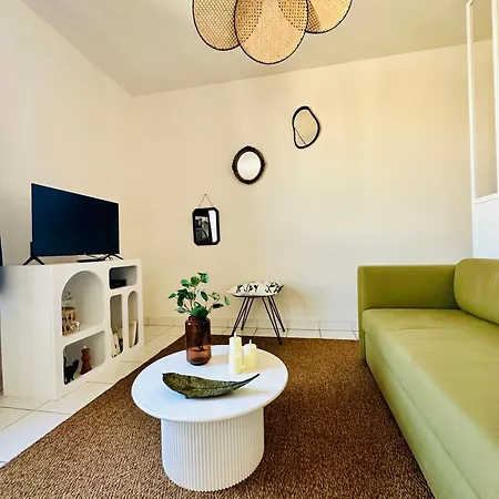 Apartment Le Croix-roussien - 30m2